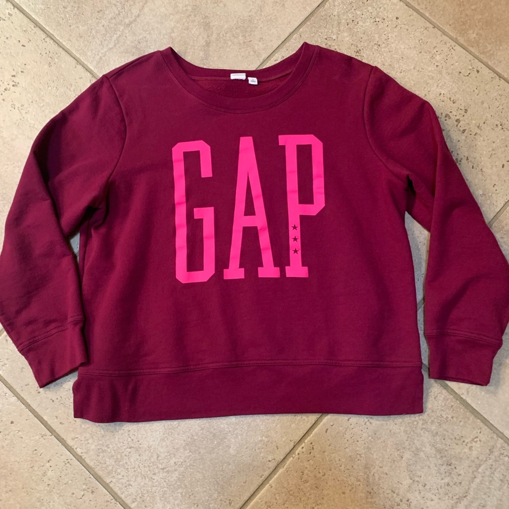 GAP sweat shirt